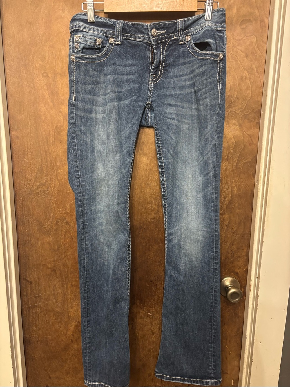 Miss Me woman’s Bootcut Jeans in Faded Blue
